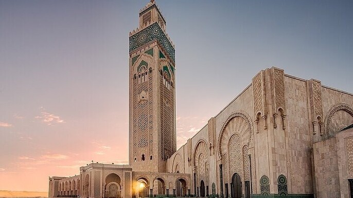 Casablanca Tour with Hassan II Mosque & Church– Marrakesh