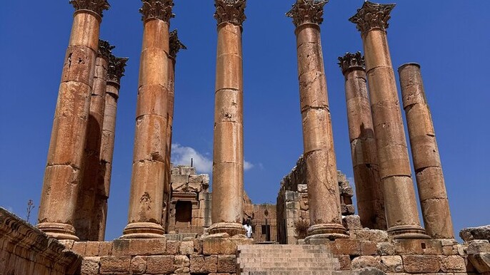 Amman City Sights and Jerash Ruins: Private Premium Exploration