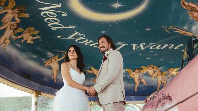 Professional Wedding Chapel Photographer in Las Vegas