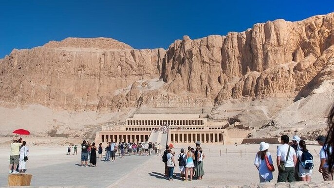 Dendera and Luxor Highlights Kings Valley Hatshepsut Temple