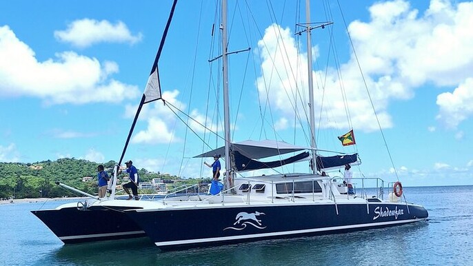 Champagne and Lobster Snorkeling Cruise