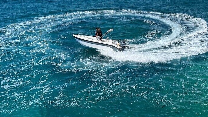 2 Hours Private Speedboat with Hotel Transfer - Sharm El Shaikh