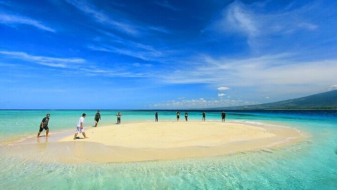 Private Island Hopping Tour from Lombok