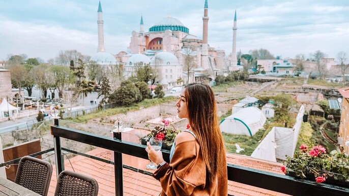 Unveil Istanbul's Landmarks: Hagia Sophia, Blue Mosque & Cistern Tour