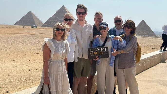 Cheap Day tour to Giza Pyramids Sphinx With Camel Rid With lunch