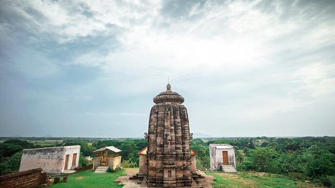 Bhubaneswar to Buddhist Sites (Ratnagiri, Udayagiri, Lalitgiri)