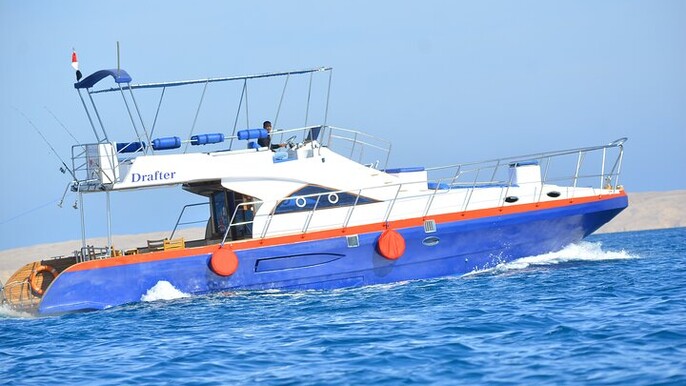Private Boat Trip to Dolphin House with transfer & Lunch Somabay