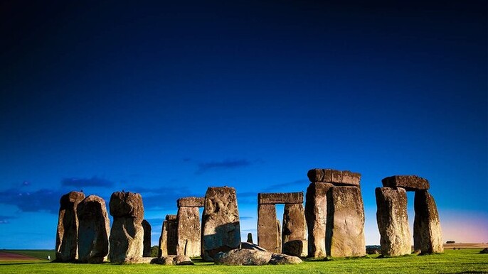 Stonehenge Bath Stratford upon Avon and Cotswolds Day Trip London