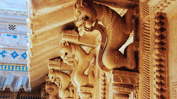 5 - Days Tour of Khajuraho, Orchha, Gwalior & Jhansi from Delhi.