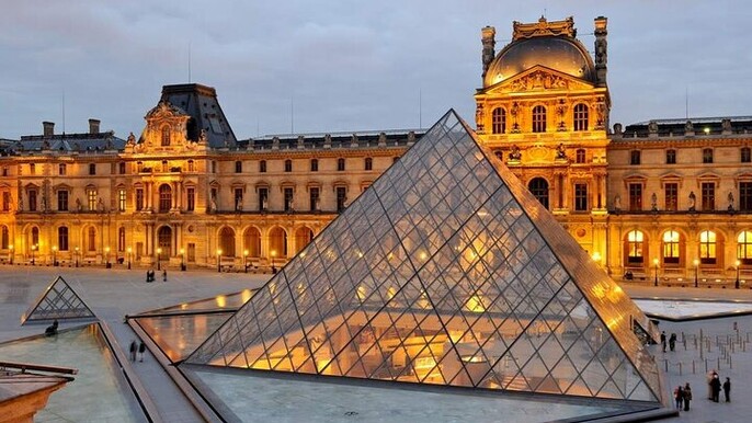 Louvre Museum Entry Ticket in Paris