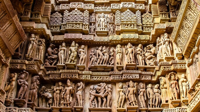 Delhi to Khajuraho Overnight Train Tour – All Inclusive Package