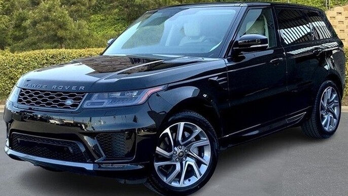 Chauffeured Elegance: Amman Full-Day Range Rover Experience