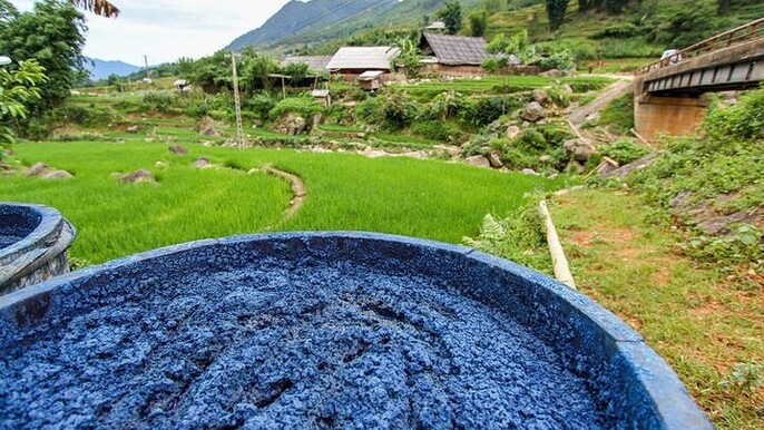 Indigo Dyeing Workshop in Sapa with H’Mong Artisans