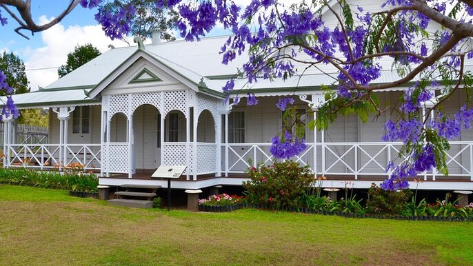 Cairns Paronella Park Herberton and Wild life Tour