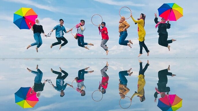 Exclusive Sky Mirror Getaway in Kuala Selangor