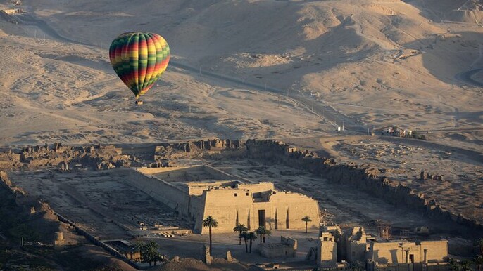 Luxor Over Night Hot Air Balloon Ride & Valley of Kings -Hurghada