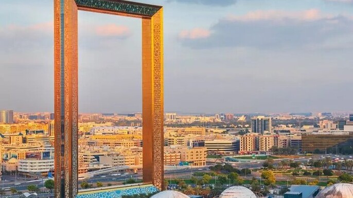 Dubai Frame Car Tour Experience