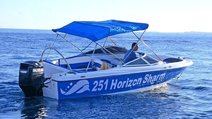 1 Hour Private Speedboat Ride Along the Shoreline -Sharm ElSheikh