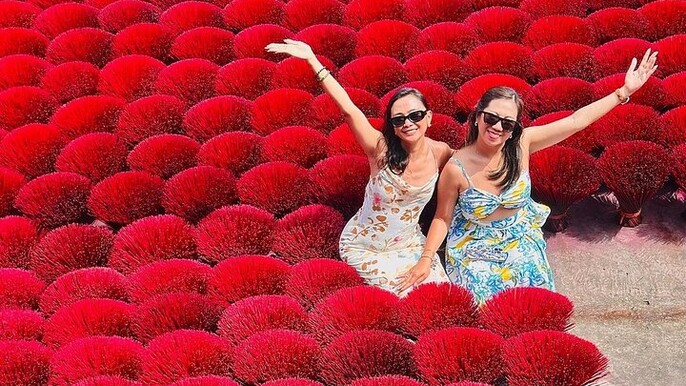 Hanoi: Half-Day to Quang Phu Cau Incense Village & Conical Hat