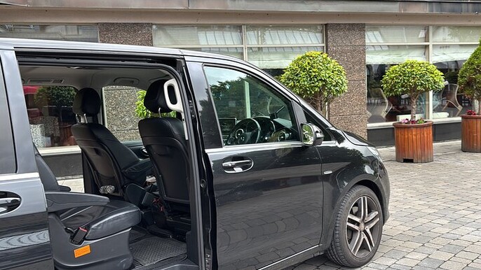 Shannon Airport to Galway City Private Chauffeur Transfer