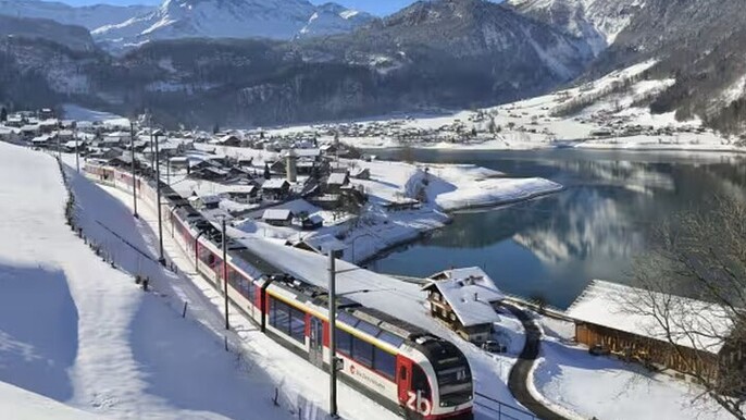 From Bern: Premium Panoramic train & Lucerne & Thun in Day Trip