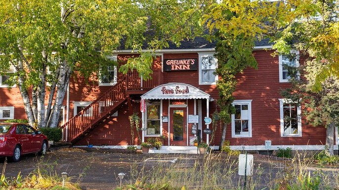 Explore Bayfield Wisconsin Walking Adventure