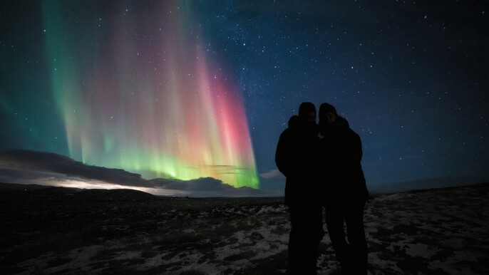 Cozy Nights & Northern Lights: Minibus Tour