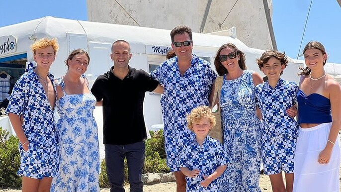 Mykonos Small Group Tour for Cruise Passengers — Port Pickup
