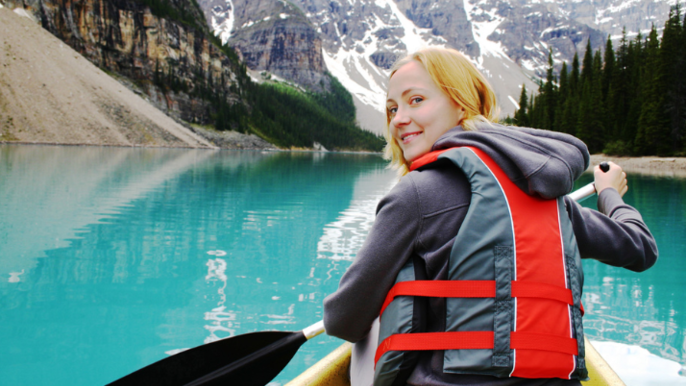Private Canoeing and Photography Experience on Moraine Lake