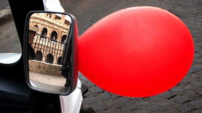 Luxury Golf Cart Birthday Party Tour in Rome