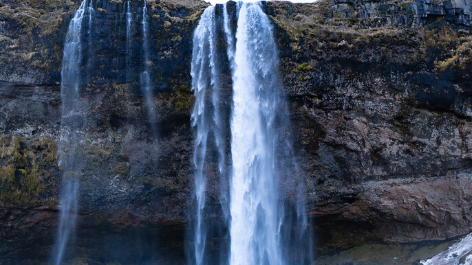 2 Day Winter Adventure to Icelands South Coast, Diamond Beach, Ice Cave and Northern Lights