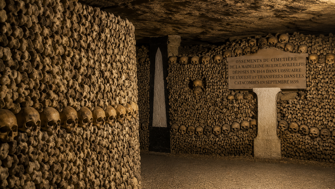 Catacombs of Paris: Entry Ticket + Audio Guide  & eSIM