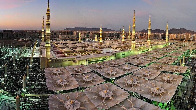 Explore the Holy Sites of Madinah Private Tour