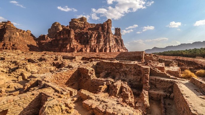 Half Day Dadan & Jabal Ikmah Tour from AlUla